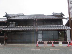― 景観そのままに、耐震補強。旧家屋・町家・古民家の安心を守る工法とは？【後施工金物】
